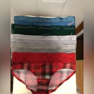 New Victoria’s Secret cotton hiphugger panties